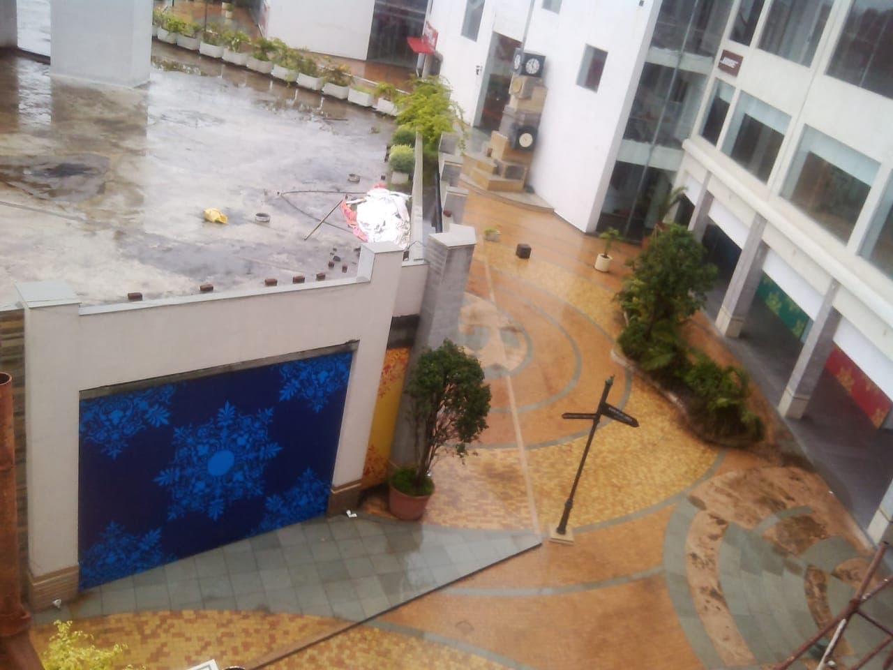 Ishaniya Mall Yerwada Pune - Thumbnail 12