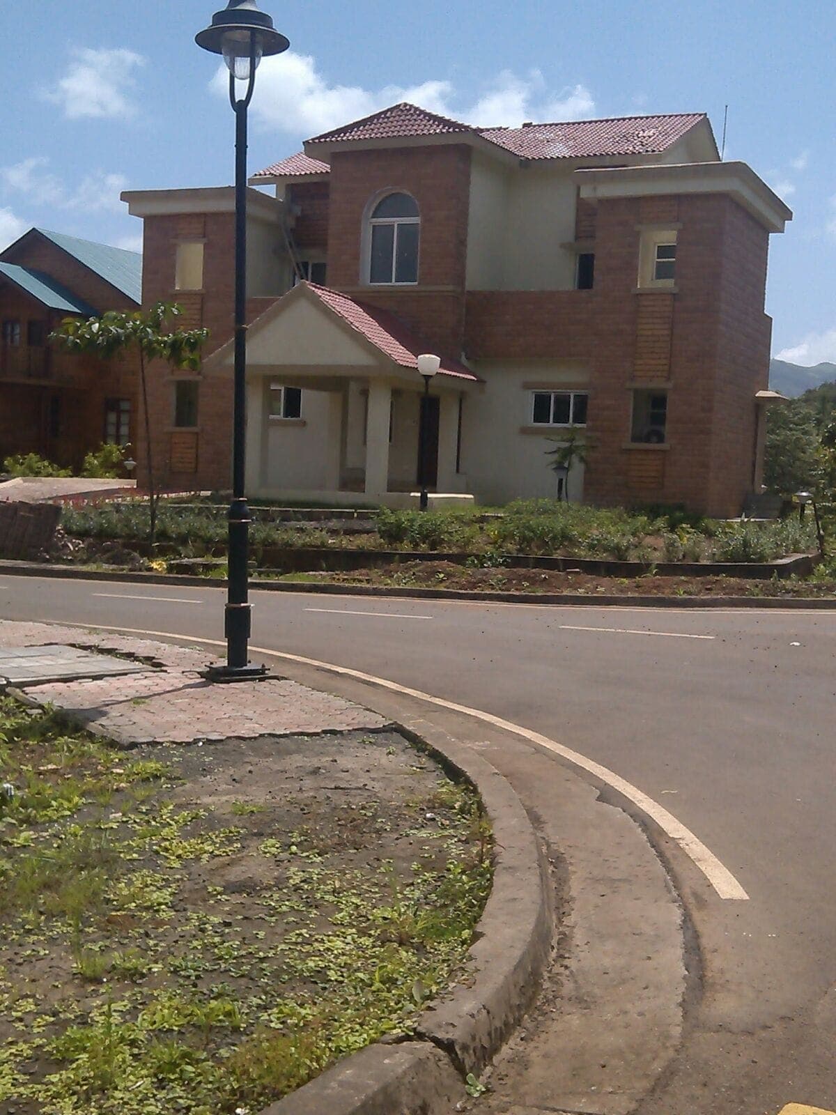 Sara Ambhivali Bunglow, lonavala